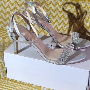 Halston Silver Sandle Heels